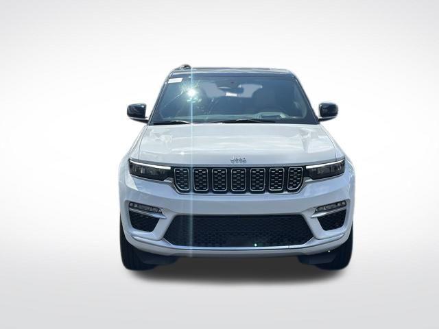 new 2025 Jeep Grand Cherokee car