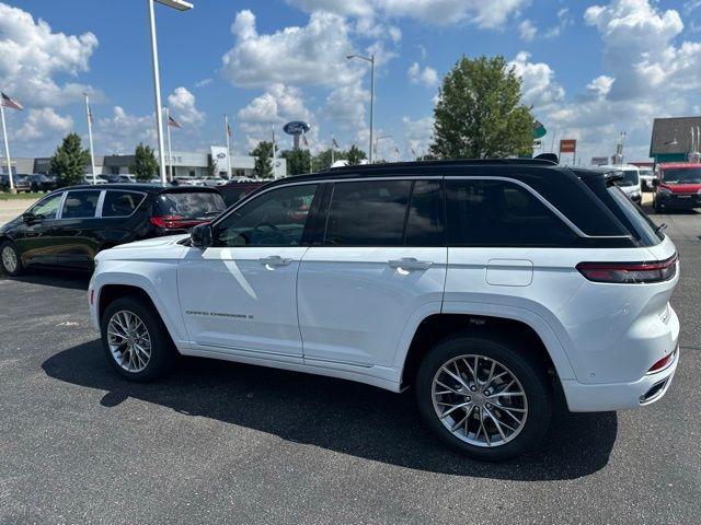 new 2025 Jeep Grand Cherokee car, priced at $63,670