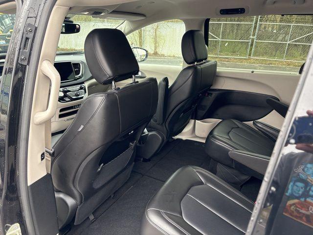 used 2023 Chrysler Pacifica car, priced at $24,000