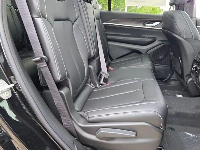 new 2025 Jeep Grand Cherokee L car, priced at $50,085