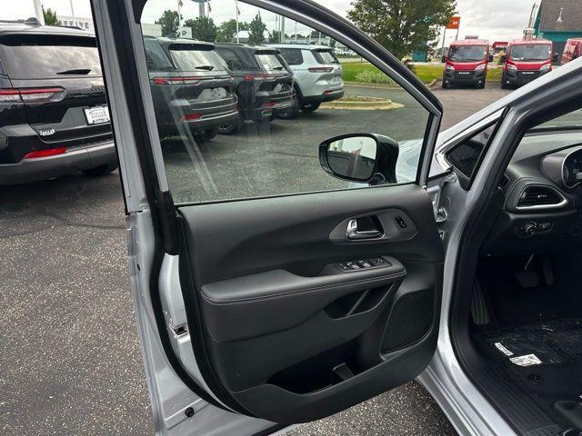 new 2026 Chrysler Pacifica car, priced at $49,250