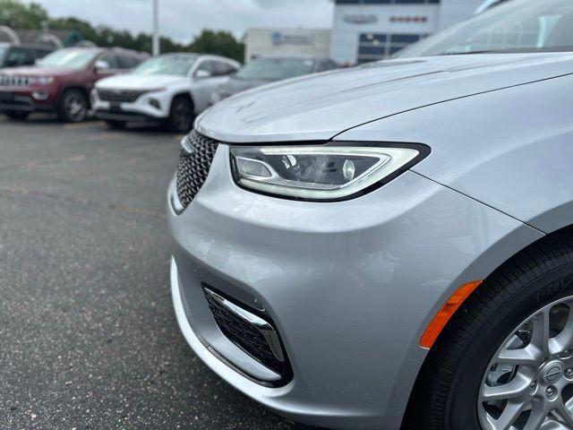 new 2026 Chrysler Pacifica car, priced at $49,250