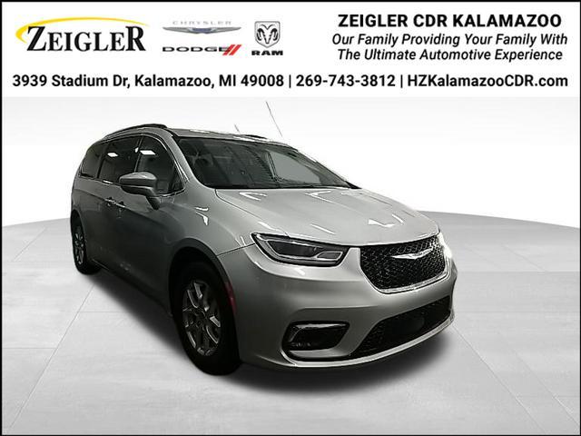 used 2022 Chrysler Pacifica car, priced at $29,533
