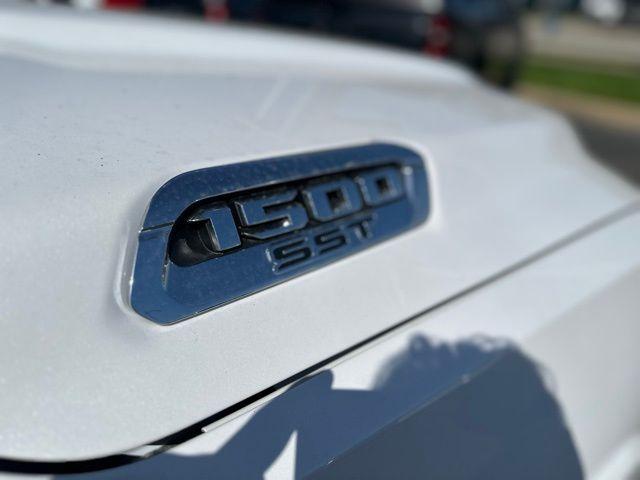 new 2025 Ram 1500 car, priced at $65,058