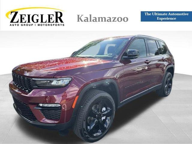 new 2025 Jeep Grand Cherokee car, priced at $50,220