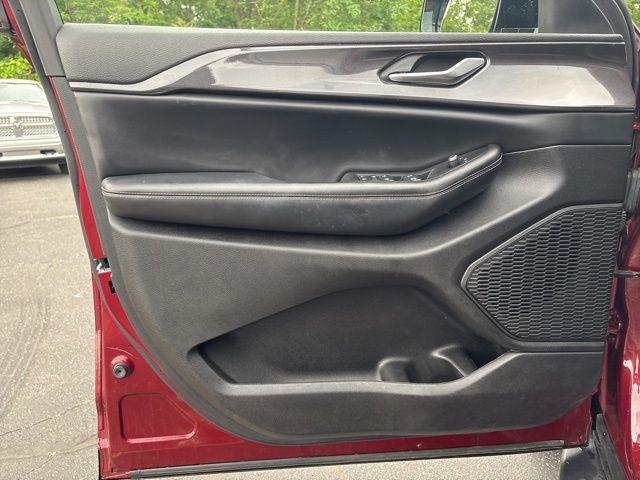 used 2023 Jeep Grand Cherokee L car, priced at $33,500