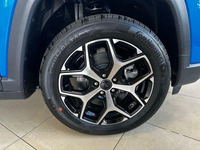 new 2025 Jeep Compass car
