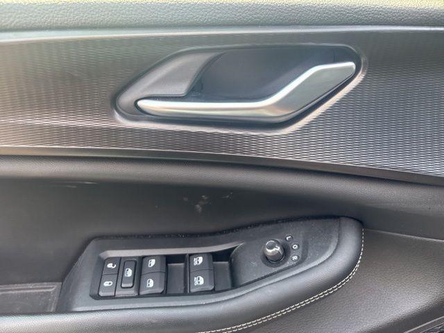 used 2023 Jeep Grand Cherokee car, priced at $34,500