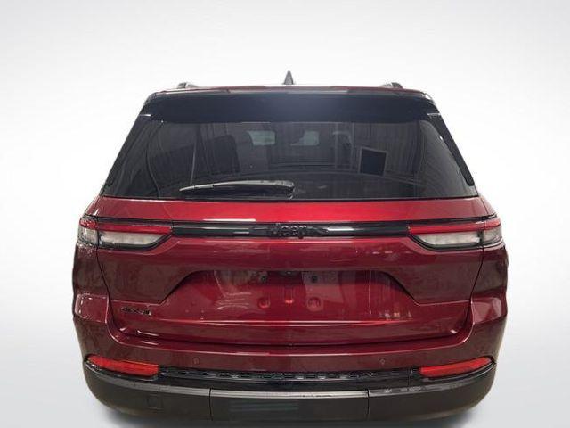 used 2022 Jeep Grand Cherokee car, priced at $29,748