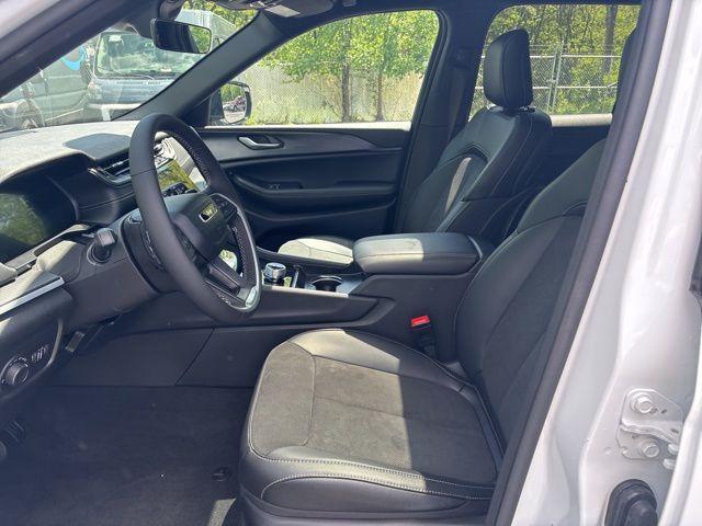 new 2025 Jeep Grand Cherokee car