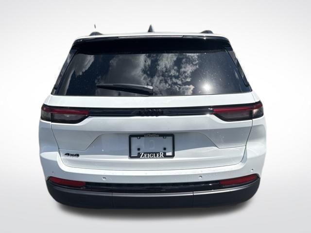 new 2025 Jeep Grand Cherokee car