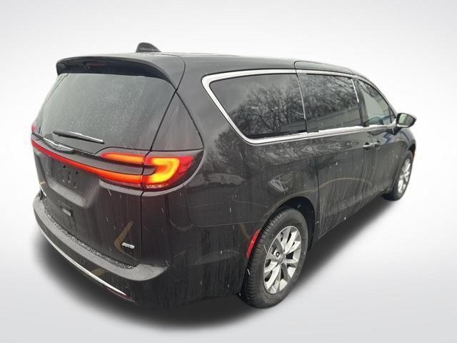 new 2025 Chrysler Pacifica car, priced at $44,140