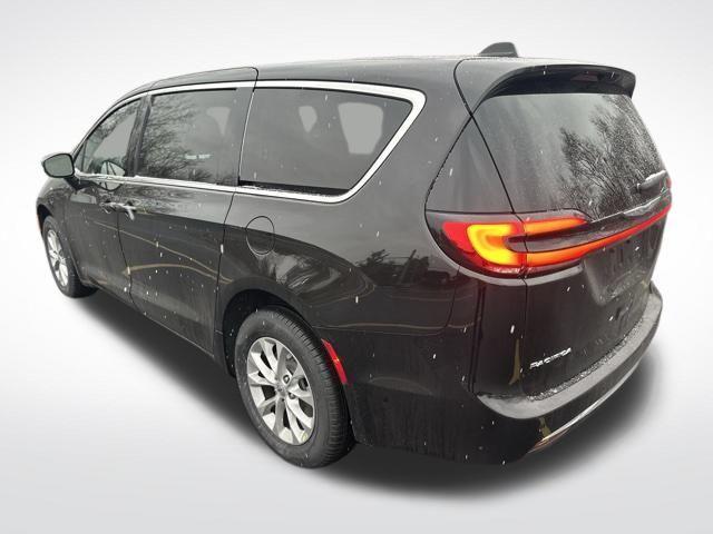 new 2025 Chrysler Pacifica car, priced at $44,140