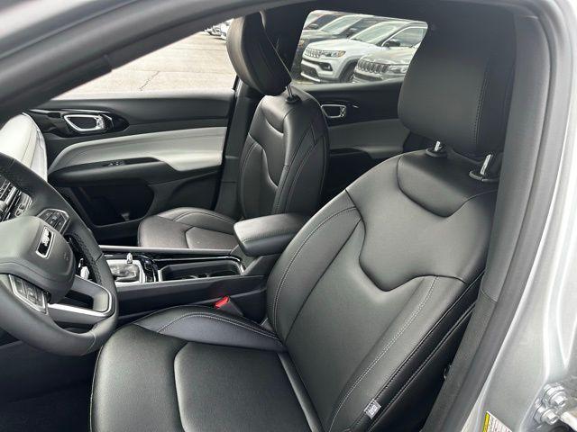 new 2025 Jeep Compass car