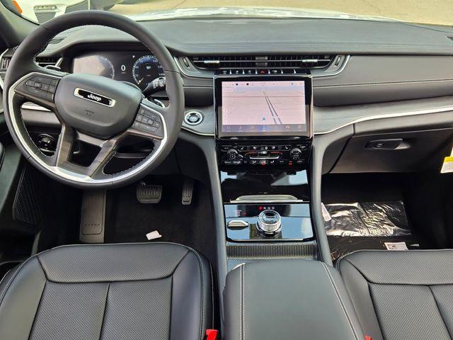 new 2025 Jeep Grand Cherokee car, priced at $46,840
