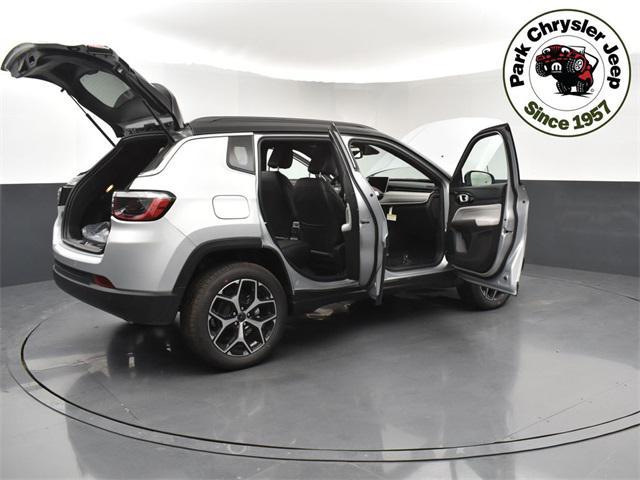 new 2025 Jeep Compass car, priced at $32,485