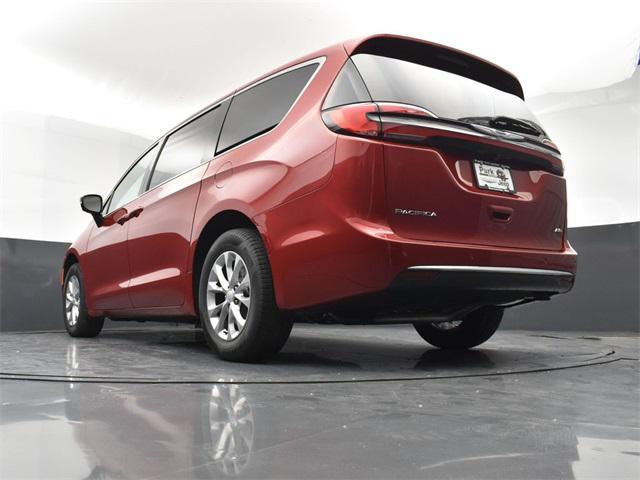 new 2026 Chrysler Pacifica car, priced at $44,660