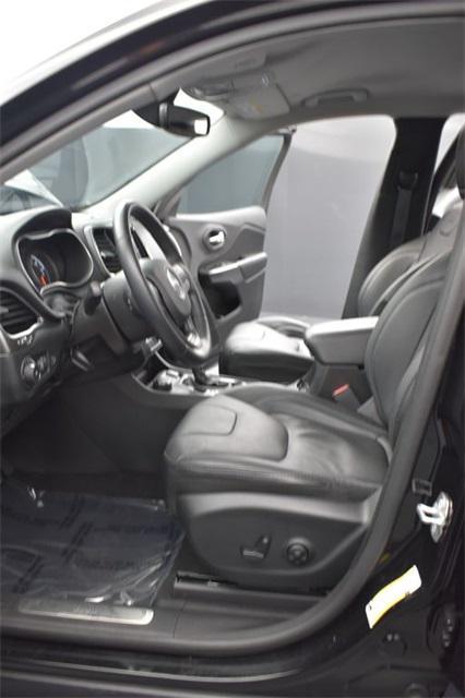 used 2019 Jeep Cherokee car, priced at $21,221