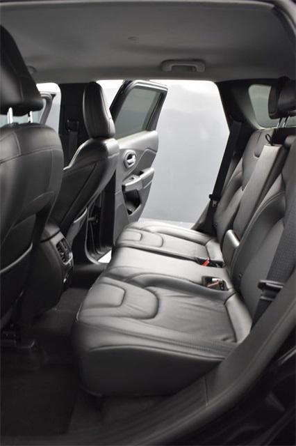 used 2019 Jeep Cherokee car, priced at $21,221