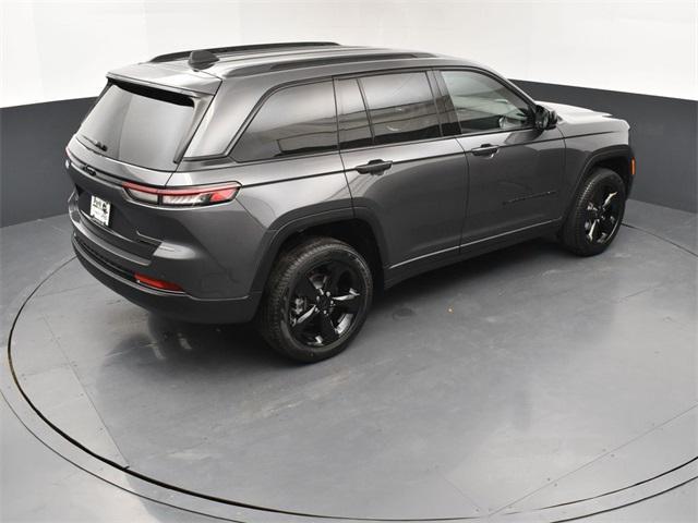 new 2025 Jeep Grand Cherokee car, priced at $46,934