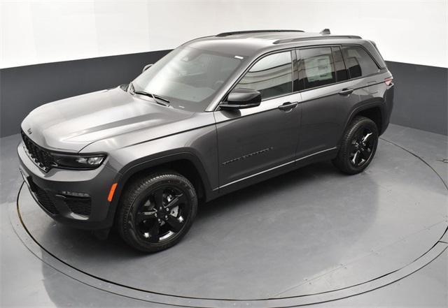 new 2025 Jeep Grand Cherokee car, priced at $46,934