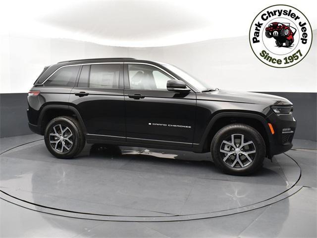 new 2025 Jeep Grand Cherokee car, priced at $42,120