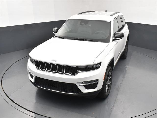 new 2025 Jeep Grand Cherokee car, priced at $41,525