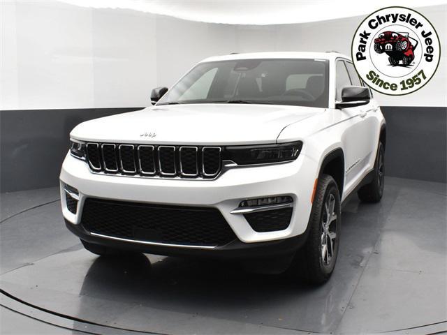 new 2025 Jeep Grand Cherokee car, priced at $41,525