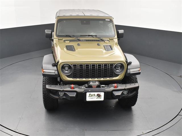 new 2025 Jeep Wrangler car, priced at $57,692