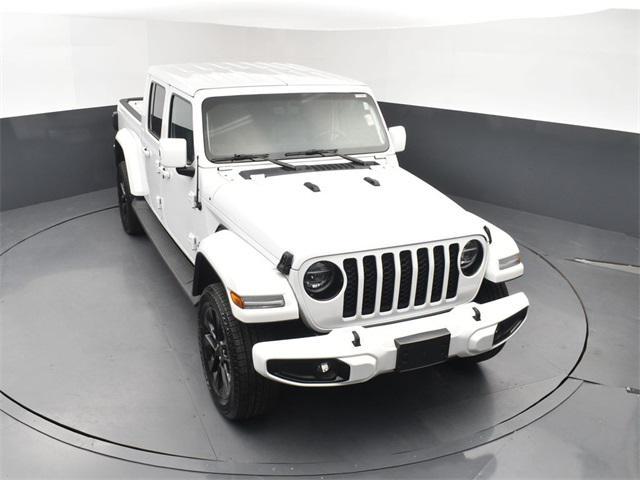 used 2021 Jeep Gladiator car, priced at $36,322