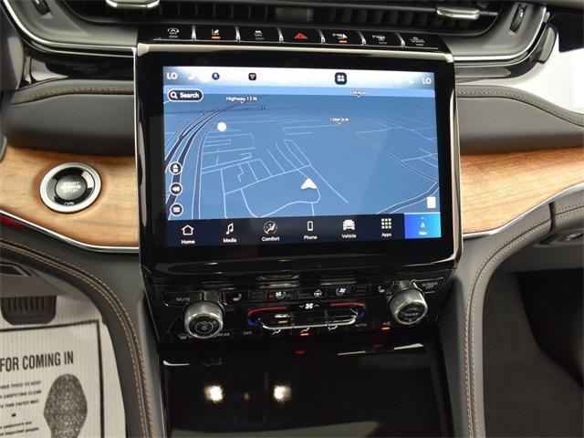 new 2025 Jeep Grand Cherokee car, priced at $68,283