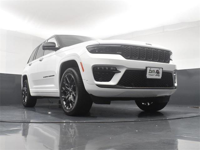 new 2025 Jeep Grand Cherokee car, priced at $68,283