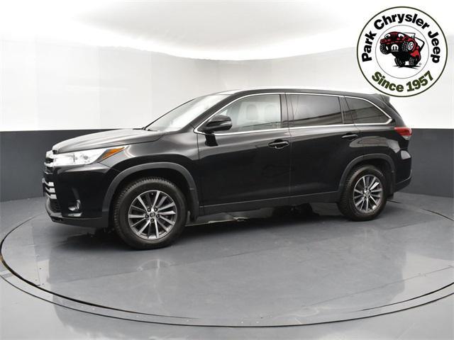used 2019 Toyota Highlander car, priced at $23,398
