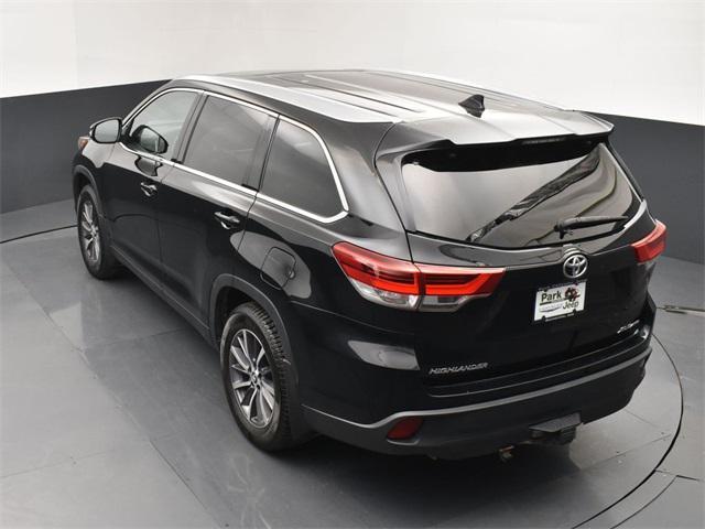 used 2019 Toyota Highlander car, priced at $23,398