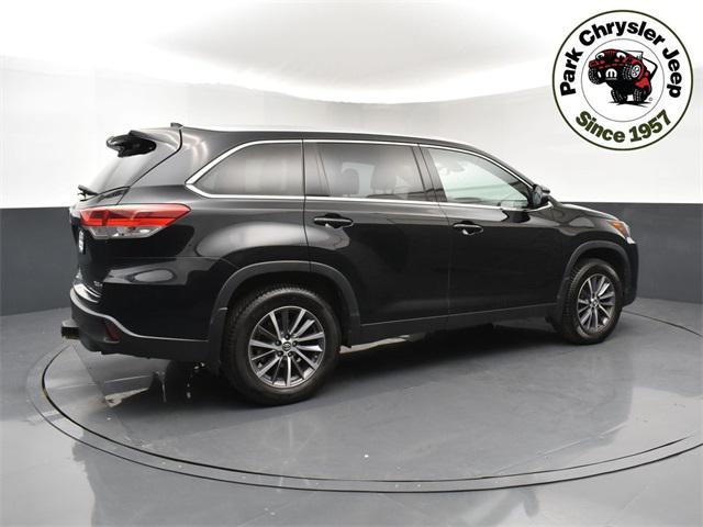 used 2019 Toyota Highlander car, priced at $23,398