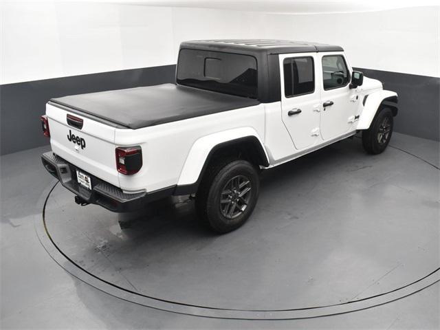 new 2024 Jeep Gladiator car, priced at $44,466