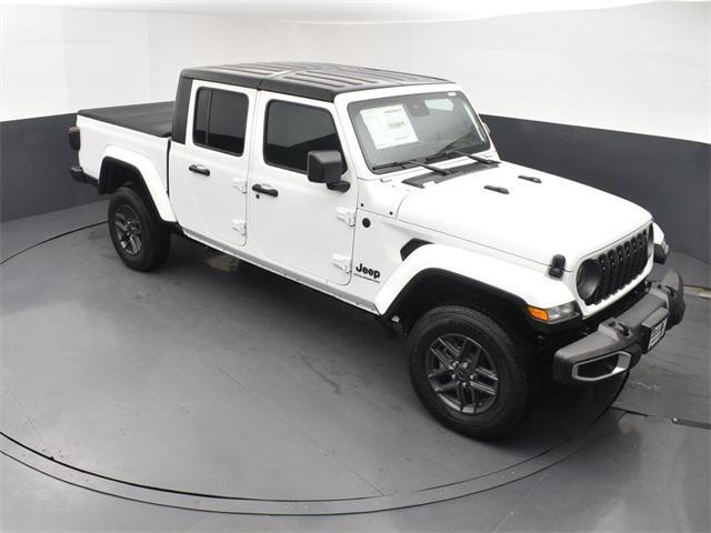 new 2024 Jeep Gladiator car, priced at $44,466