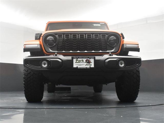 new 2025 Jeep Gladiator car, priced at $48,076