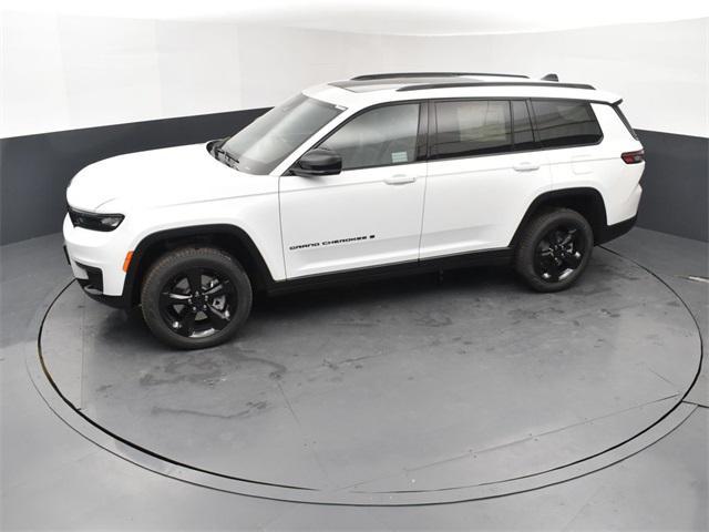 new 2025 Jeep Grand Cherokee L car, priced at $49,060