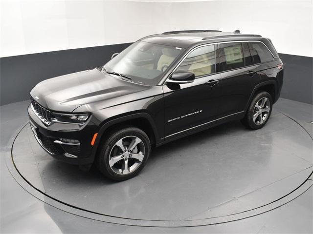 new 2025 Jeep Grand Cherokee car, priced at $50,355