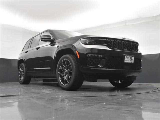 new 2025 Jeep Grand Cherokee car, priced at $67,666