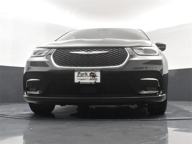 used 2022 Chrysler Pacifica Hybrid car, priced at $24,877
