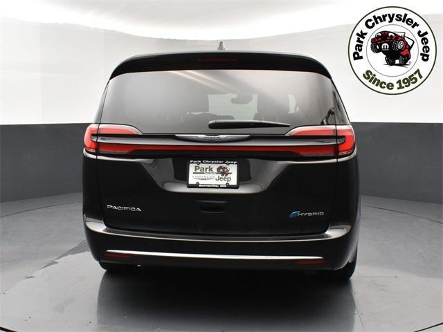 used 2022 Chrysler Pacifica Hybrid car, priced at $24,877