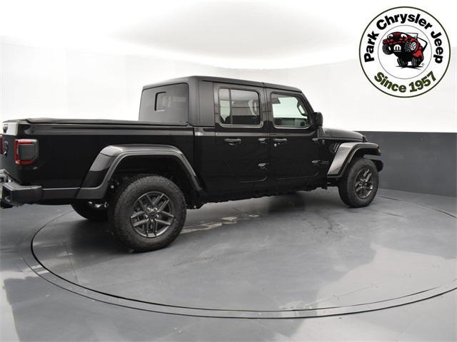 new 2024 Jeep Gladiator car, priced at $42,574