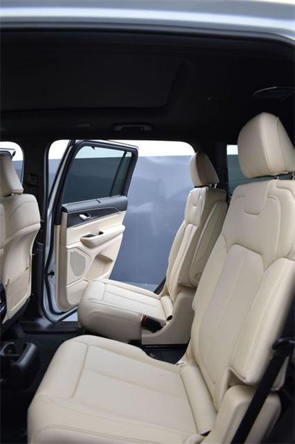 new 2025 Jeep Grand Cherokee L car, priced at $52,685