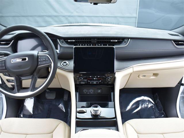 new 2025 Jeep Grand Cherokee L car, priced at $52,685