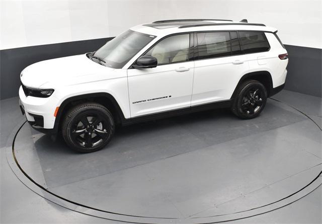 new 2025 Jeep Grand Cherokee L car, priced at $52,685