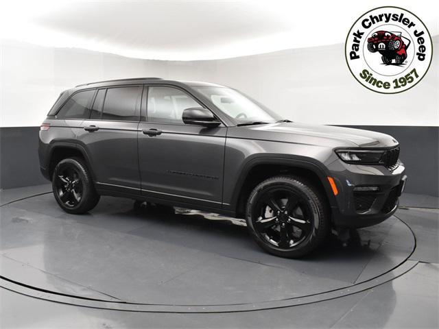 new 2025 Jeep Grand Cherokee car, priced at $52,155