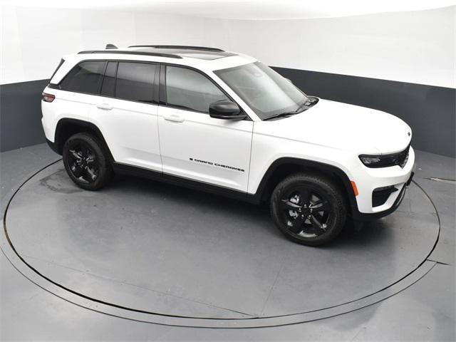 new 2025 Jeep Grand Cherokee car, priced at $46,435