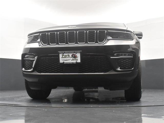 new 2025 Jeep Grand Cherokee car, priced at $39,670